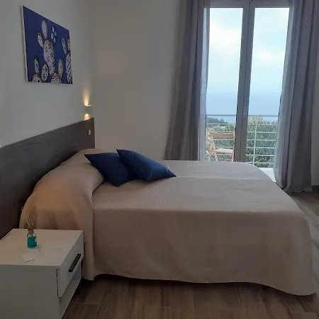 Stella Del Sud Makari 3*