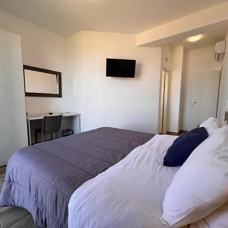 Stella Del Sud Makari Macari