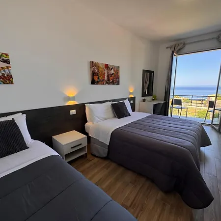 Stella Del Sud Makari