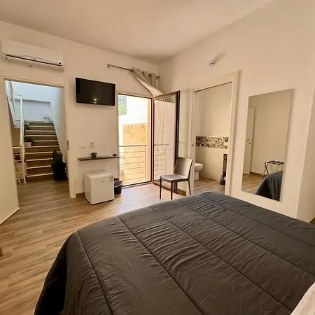 Stella Del Sud Makari Macari